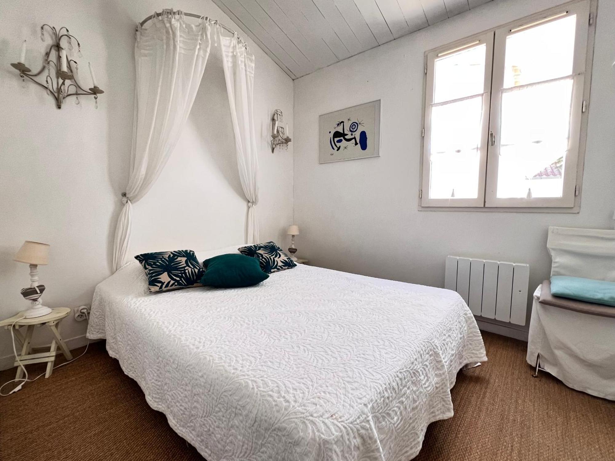 Appartement Liseron Saint-Martin-de-Re Exterior photo